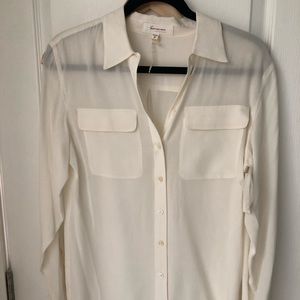BNWT Two by Vince Camuto 100% silk button shirt